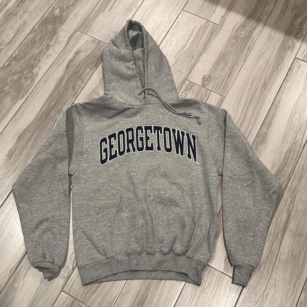 Georgetown hoodie size S